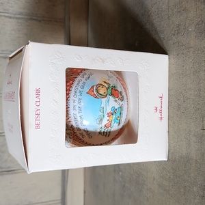 1981 Vintage Hallmark Betsy Clark Glass Ornament